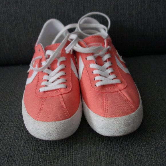 Converse Pink Unisex Low Top Shoes Mens 7.5 Womens 9 - Picture 2 of 12